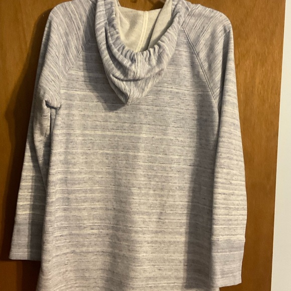 Top - Picture 3 of 3